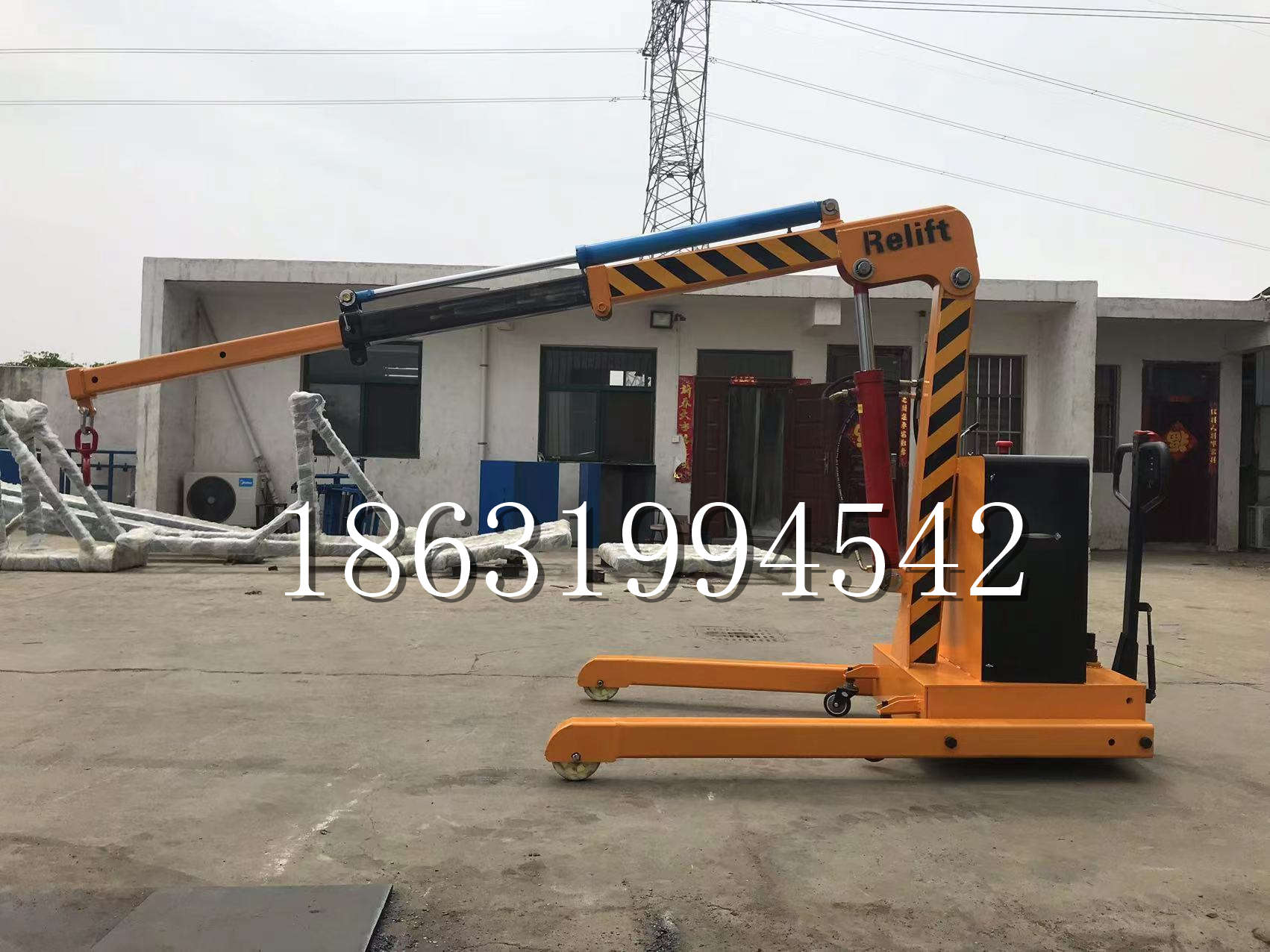 祁县久征定做3吨三轮随车吊 农用园林绿化移树吊 平板工程用小吊机