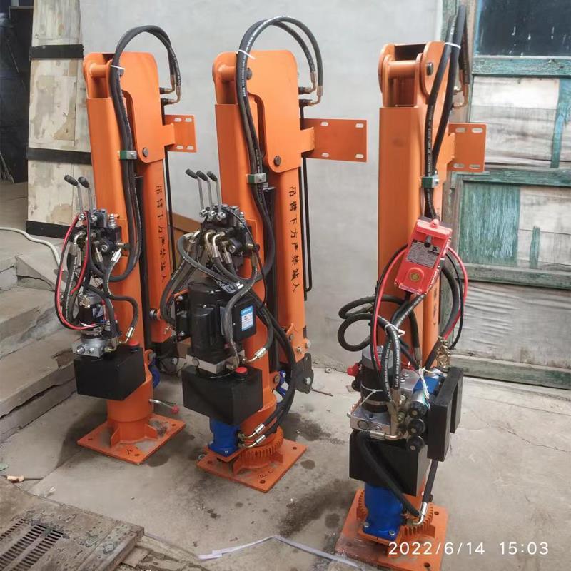 祁县重汽蓝牌随车吊 3.2吨 国六动力强 液压驱动 农用自卸起重机